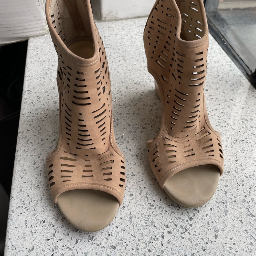 Suede taupe cut out booties